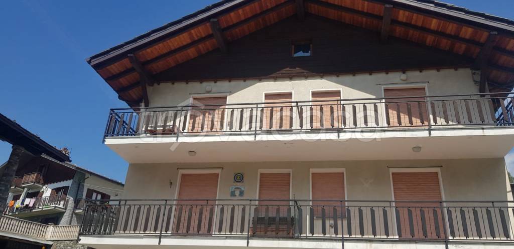 Appartamento in vendita a Challand-Saint-Anselme frazione Tilly, 97