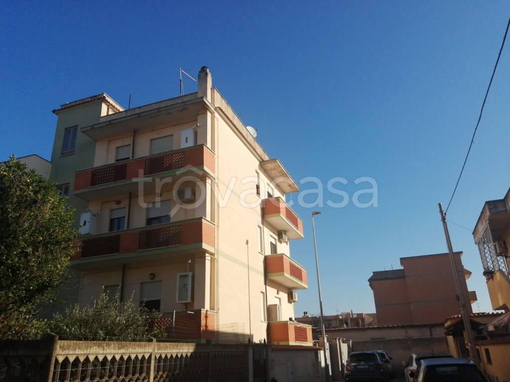 Appartamento in vendita a Fiumicino via Giuseppe Oblach, 73