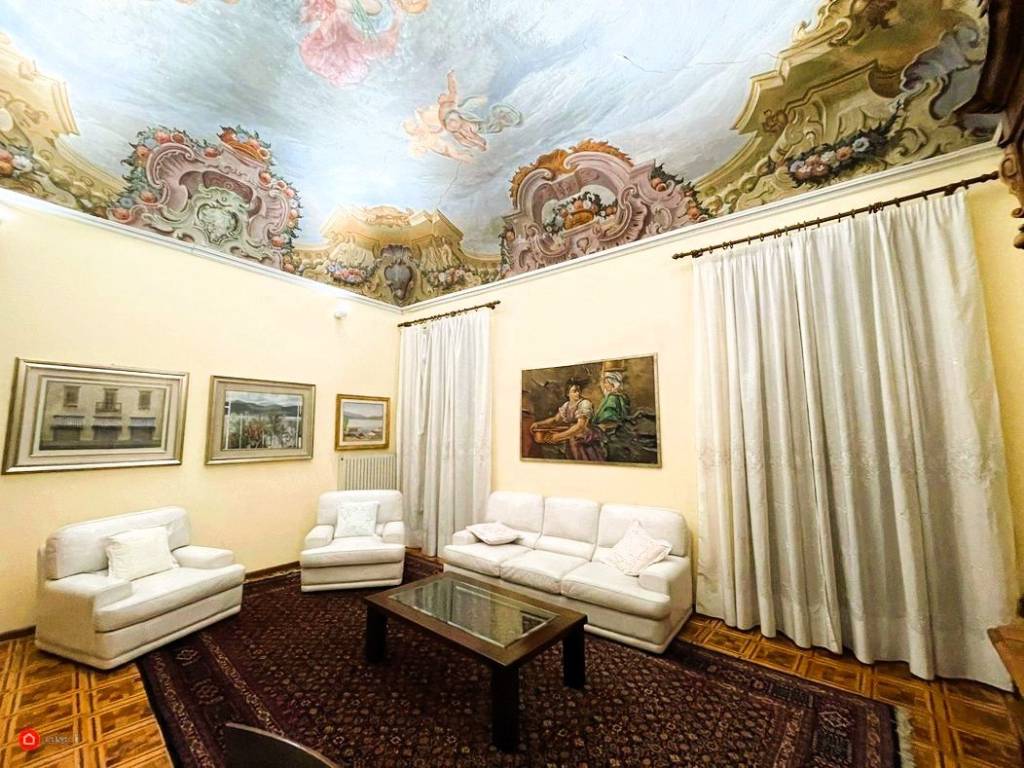 Appartamento in vendita a Santhià via De Rege Como, 7