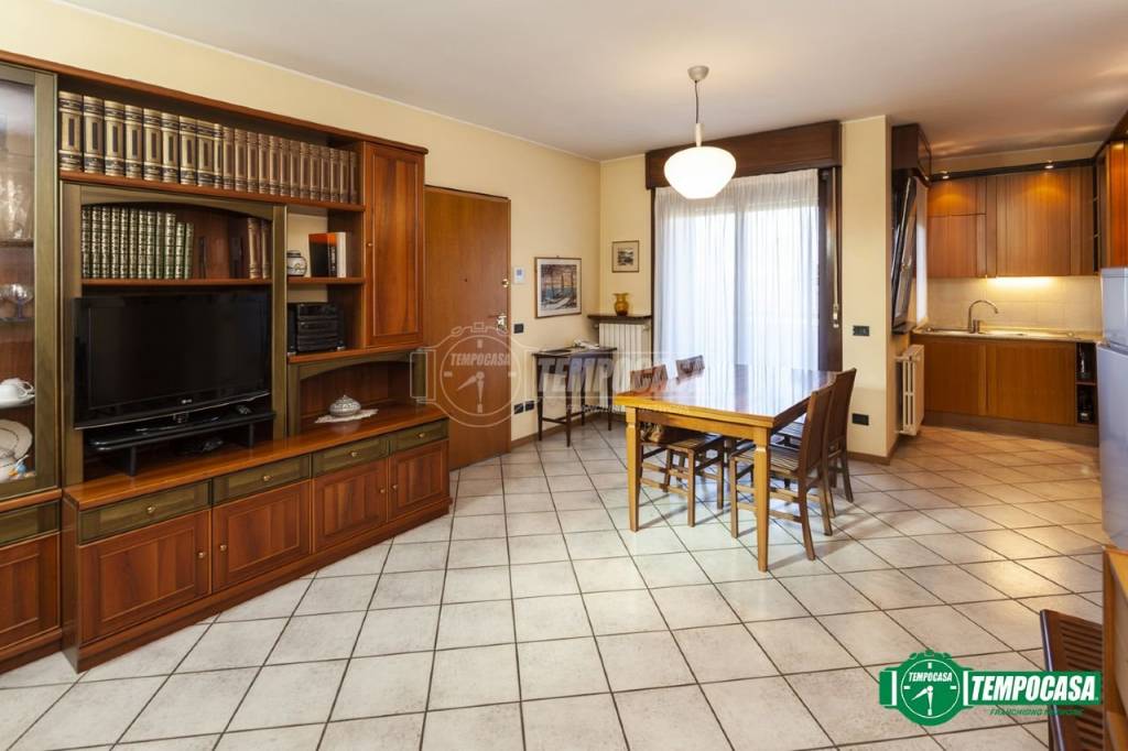 Appartamento in vendita a Bergamo via dell' Azzanella