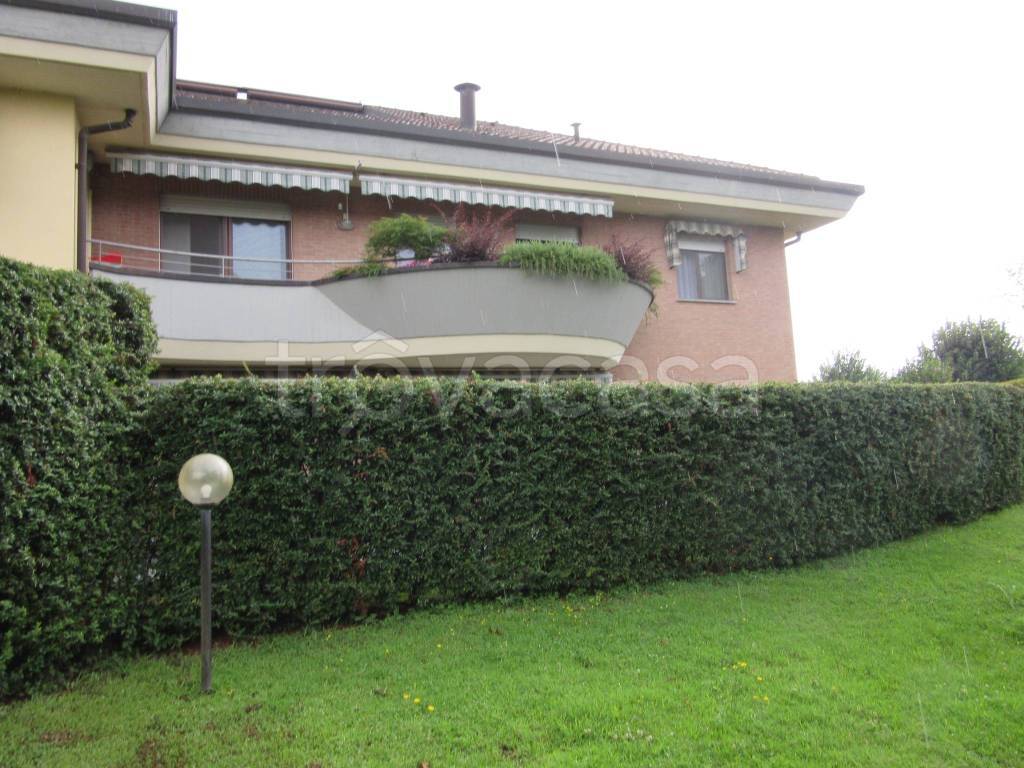 Appartamento in vendita a Inveruno via Varese, 74