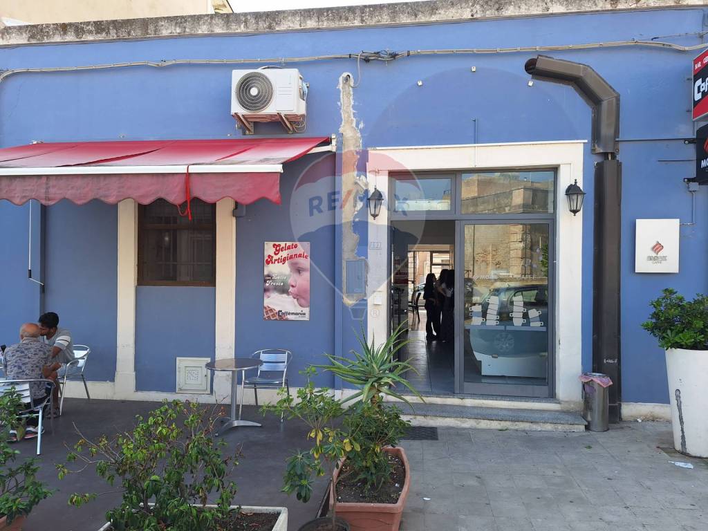 Bar in vendita a Rosolini via Sant'Alessandra, 63