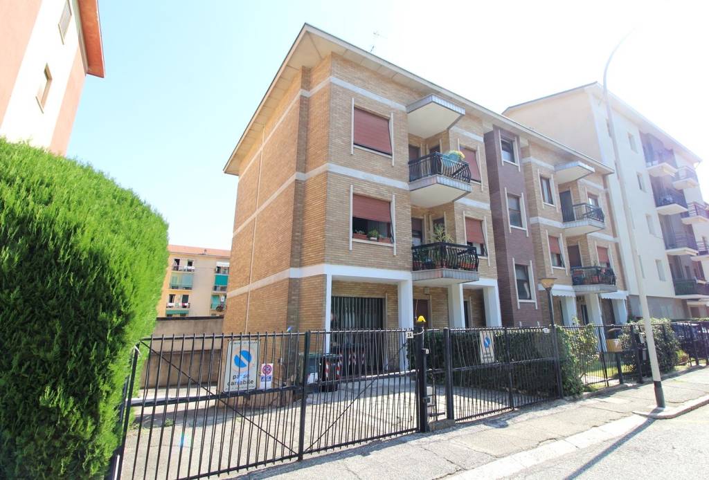 Appartamento in vendita a Novara via Vincenzo Viviani, 20