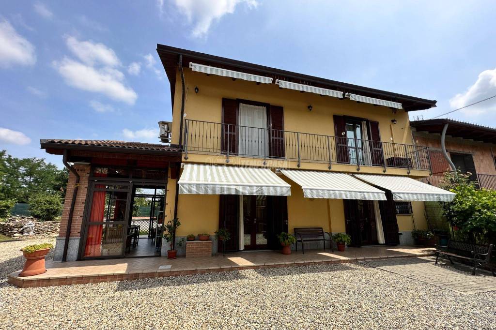 Villa in vendita a Bruino via Piossasco 33