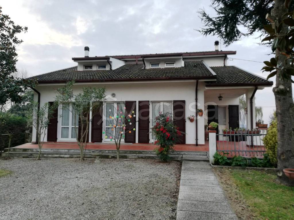 Villa in vendita a Tresignana via Brazzolo