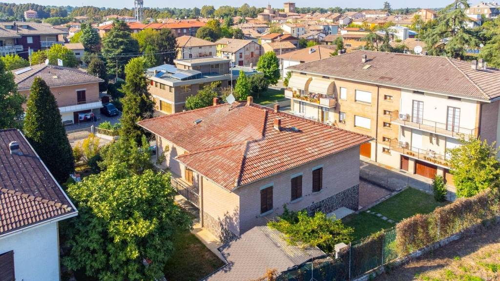 Villa in vendita a Montecchio Emilia via gobetti, 8