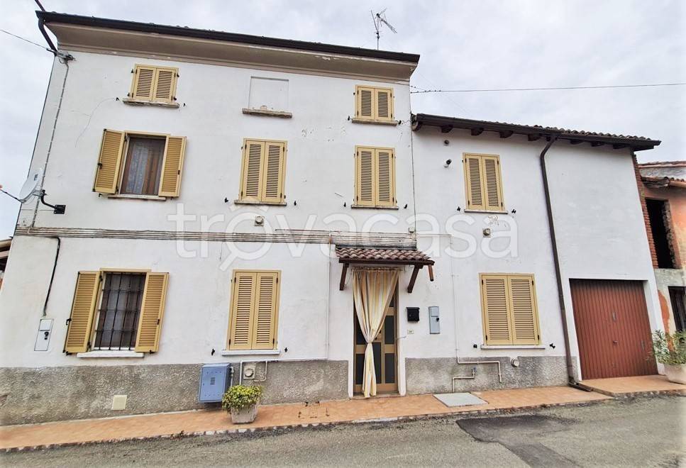 Casa Indipendente in vendita a Montecalvo Versiggia bagarello, 1