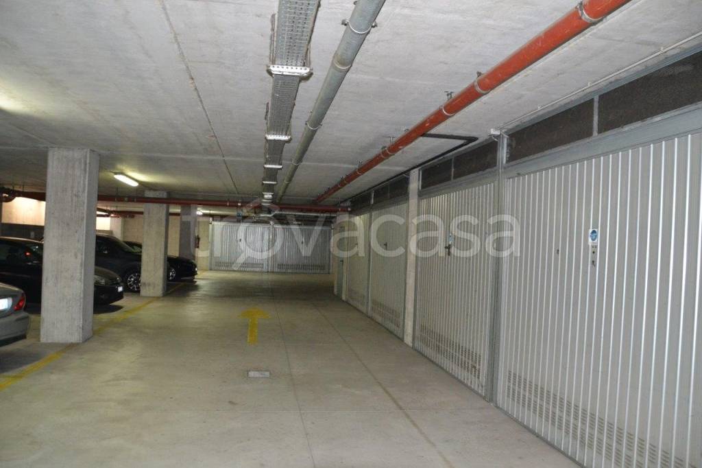 Garage in vendita a Padova via San Crispino