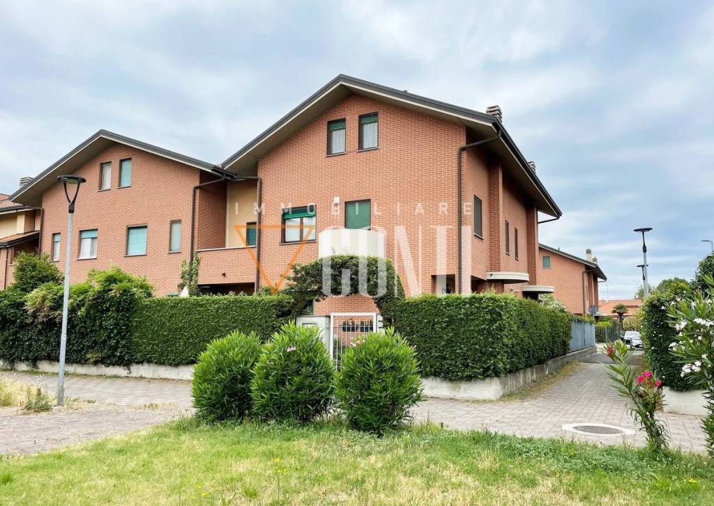Villa a Schiera in vendita a Bollate via Montrasi, 38
