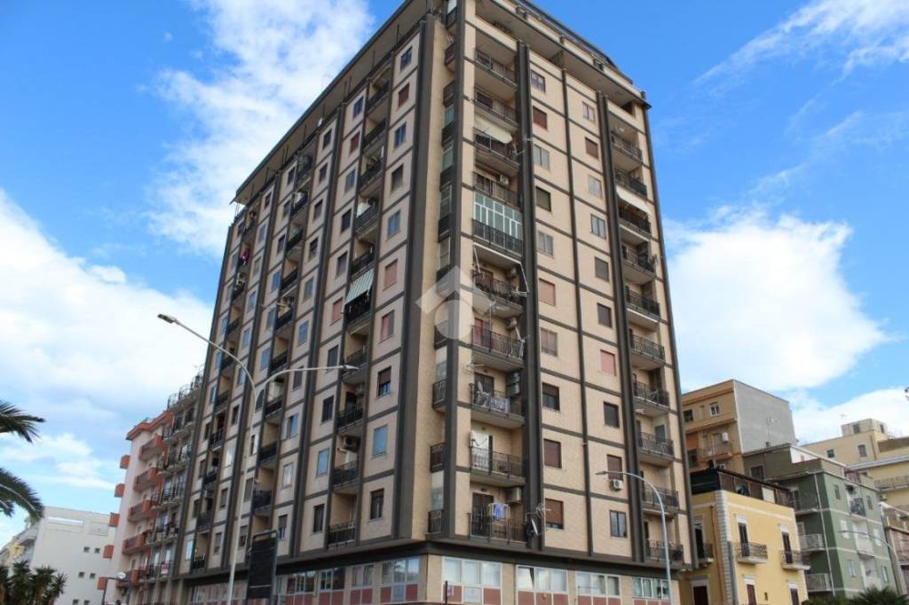 Appartamento in vendita a Margherita di Savoia piazza g. Marconi, 9
