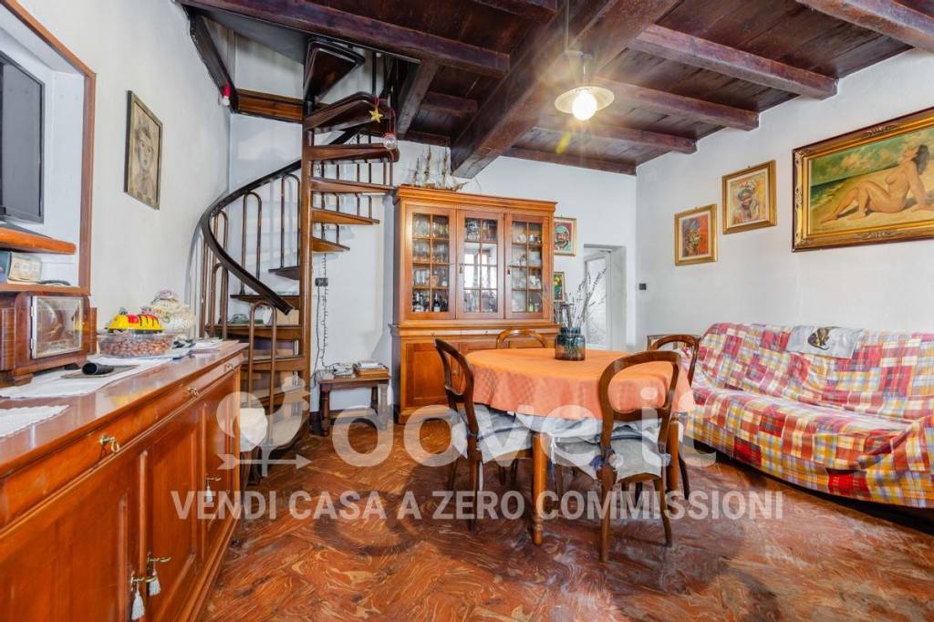 Villa in vendita a Castelletto sopra Ticino via Motto Morganti, s.n.c