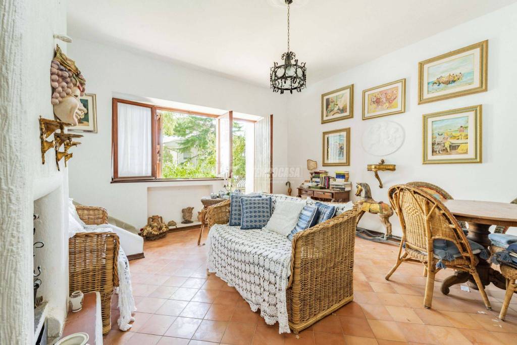 Appartamento in vendita a Santa Marinella via Lucrezio Caro 31