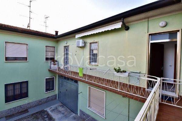 Appartamento in vendita a Cesano Maderno via Ugo Maddalena