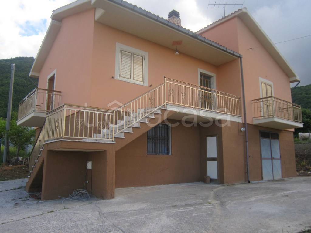 Villa in in vendita da privato a Lioni via Provinciale 368