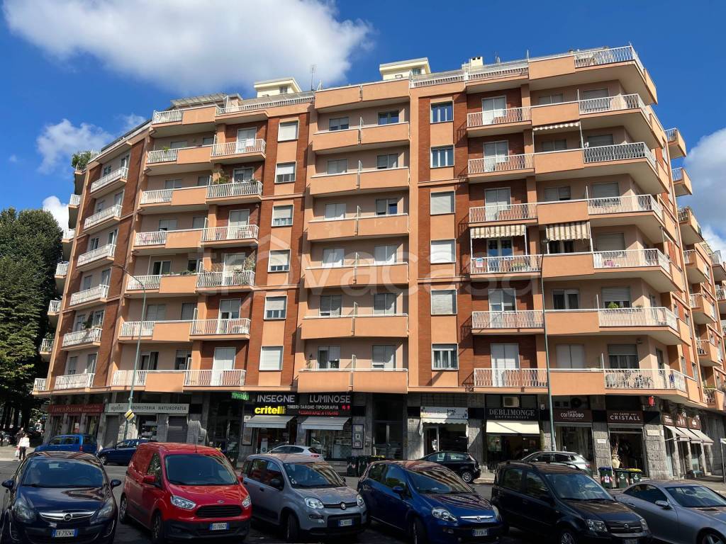 Appartamento in vendita a Torino via Gorizia, 129