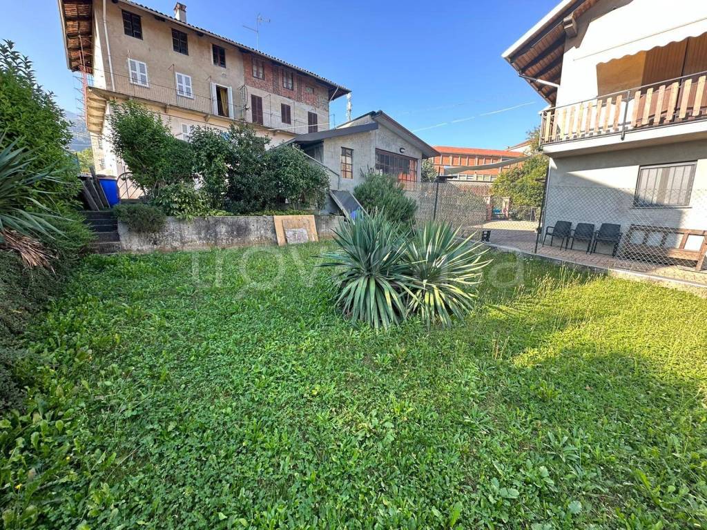 Villa a Schiera in vendita a Valdilana borgata Buccio, 3