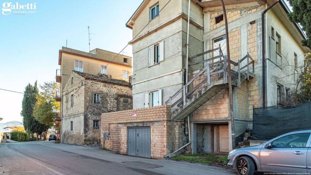 Casa Indipendente in vendita a Sant'Eusanio del Sangro via Orientale , 11