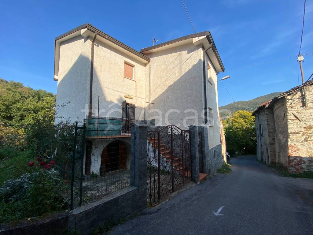 Villa Bifamiliare in vendita a Garessio via Del Forno