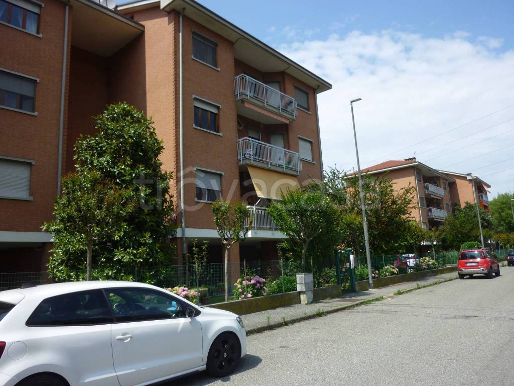 Appartamento in vendita a San Mauro Torinese via Vittorio Alfieri, 24