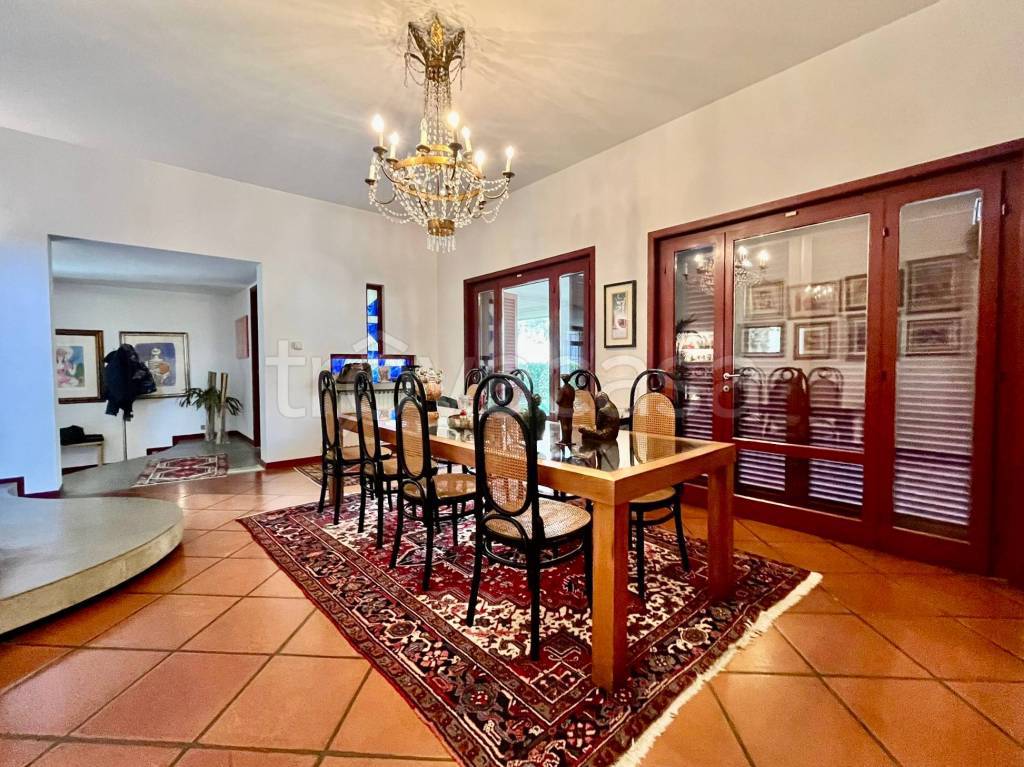 Villa Bifamiliare in vendita a Pontedera