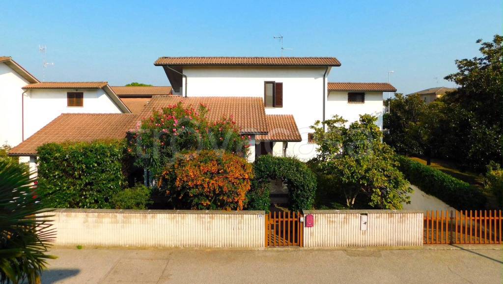 Villa in vendita a Gropello Cairoli via dei Tigli, 35