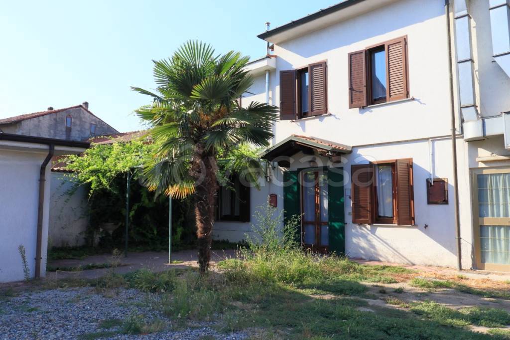 Casa Indipendente in vendita a Castiglione d'Adda via Vittorio Alfieri, 1