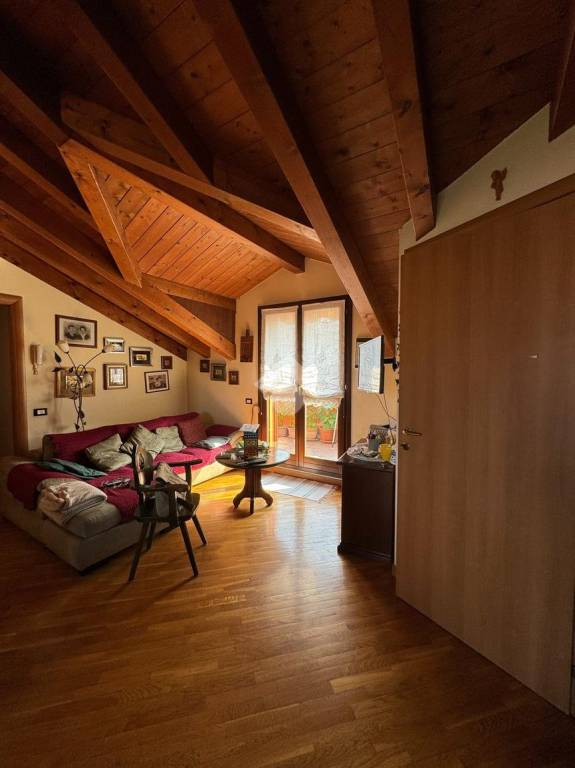 Appartamento in vendita a Cologno al Serio via Dei Caniana