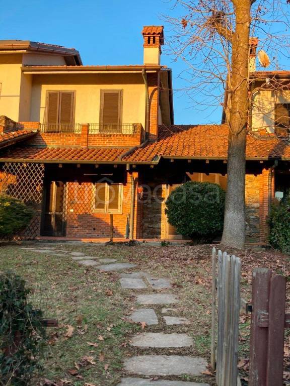 Villa a Schiera in vendita a Giussano