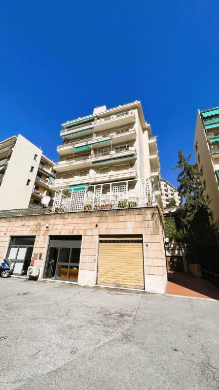 Appartamento in vendita a Genova via Luigi Rizzo, 69