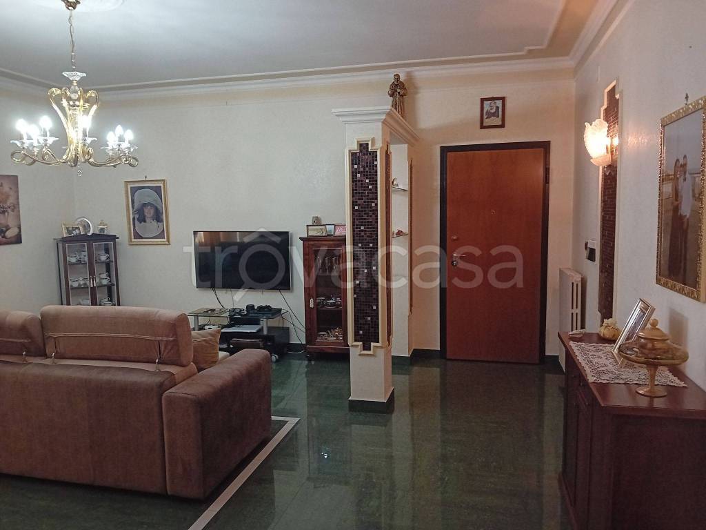 Appartamento in in vendita da privato a Crotone via Filippine, 1