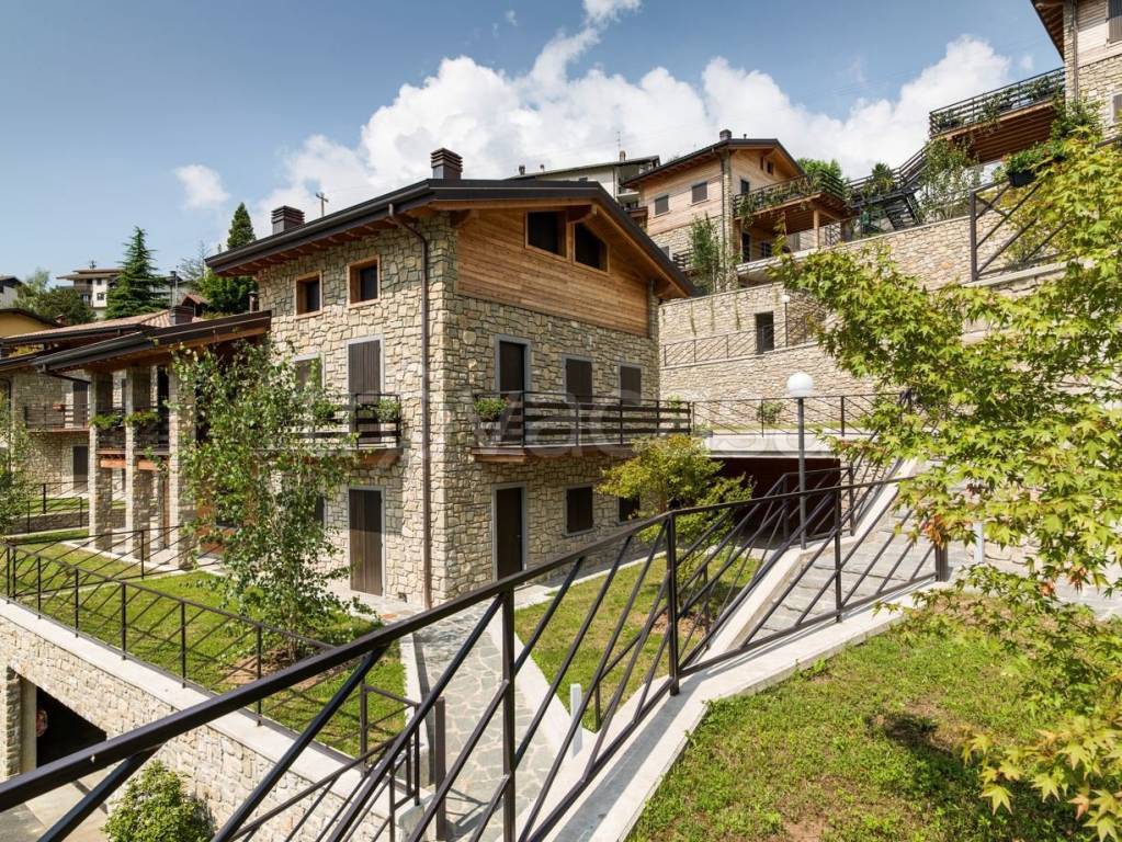 Appartamento in vendita a Serina via Partigiani