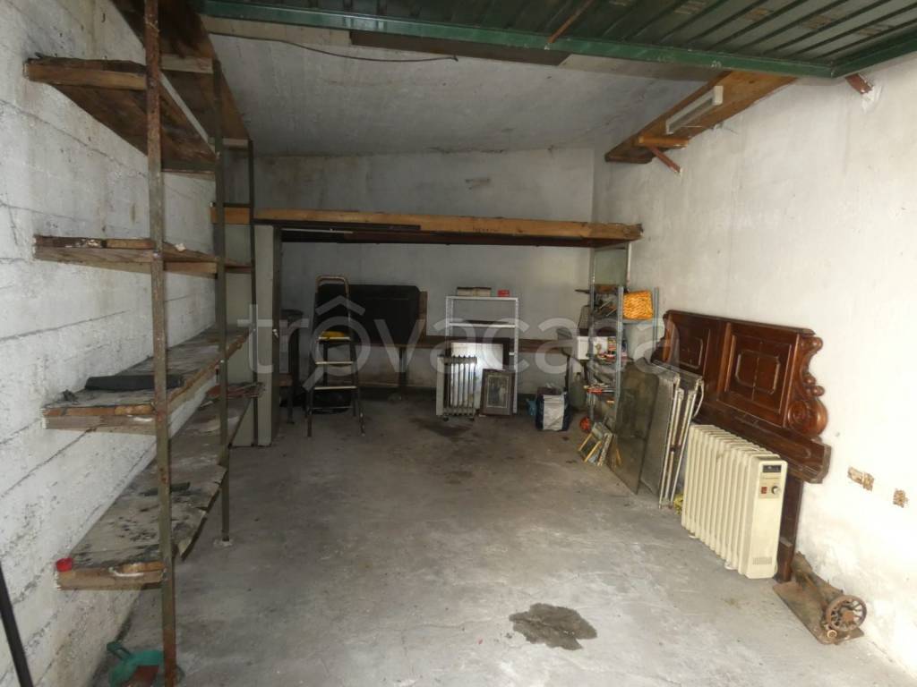 Garage in vendita a Recco via Privata Cipressi