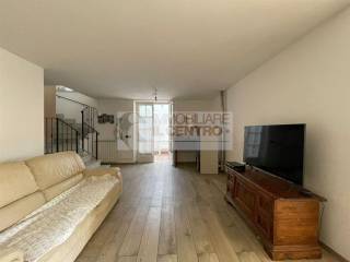 Casa indipendente in vendita a sarzana 