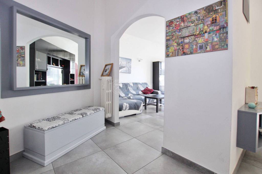 Appartamento in vendita ad Ancona via Tenna