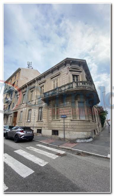 Appartamento in vendita a Vigevano via Carducci, 4
