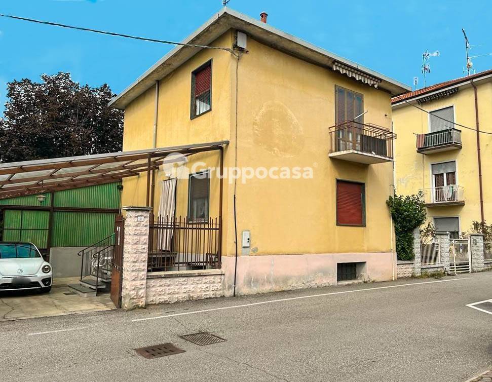 Villa in vendita a Marcallo con Casone via IV Novembre, 41