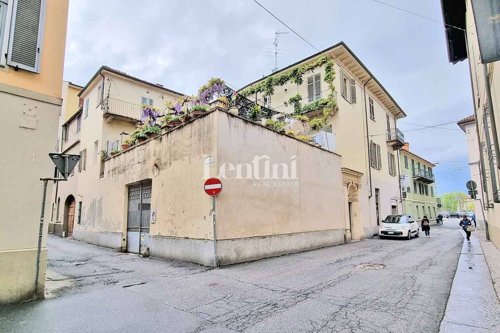 Appartamento in vendita a Casale Monferrato via Ferrante Aporti, 30