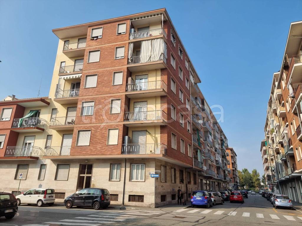 Appartamento in vendita a Nichelino via Umberto Giordano, 8