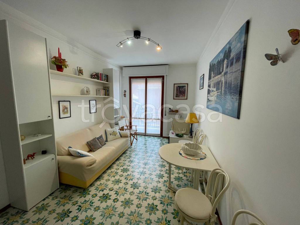 Appartamento in vendita a Santa Margherita Ligure via Privata Eugenio Broccardi
