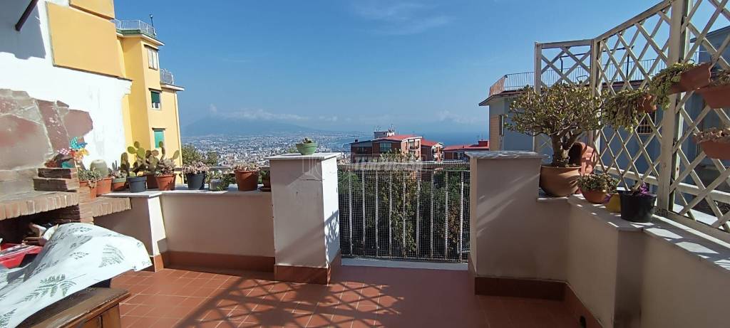 Appartamento in vendita a Napoli via Enrico Presutti, 37