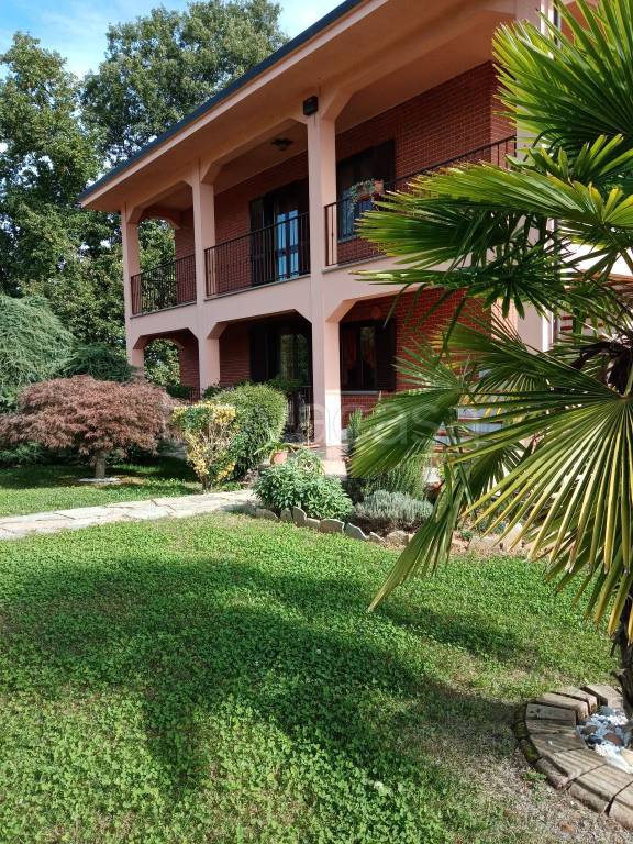 Casa Indipendente in in vendita da privato a Monteu Roero frazione San Bernardo, 30