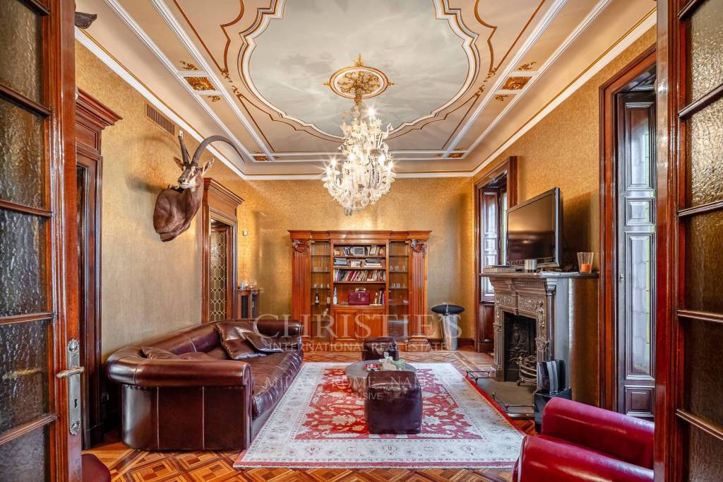Appartamento in vendita a Milano via Giuseppe Mazzini