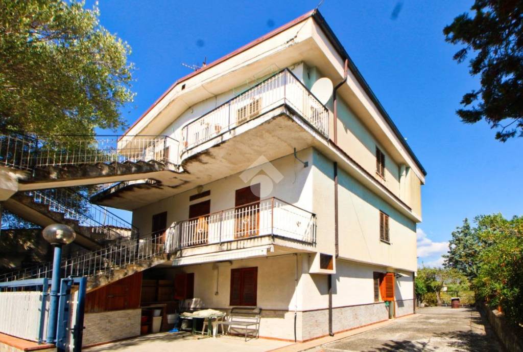 Appartamento in vendita a Centola via srexss447