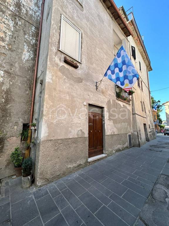 Appartamento in vendita a Orte via della Rocca