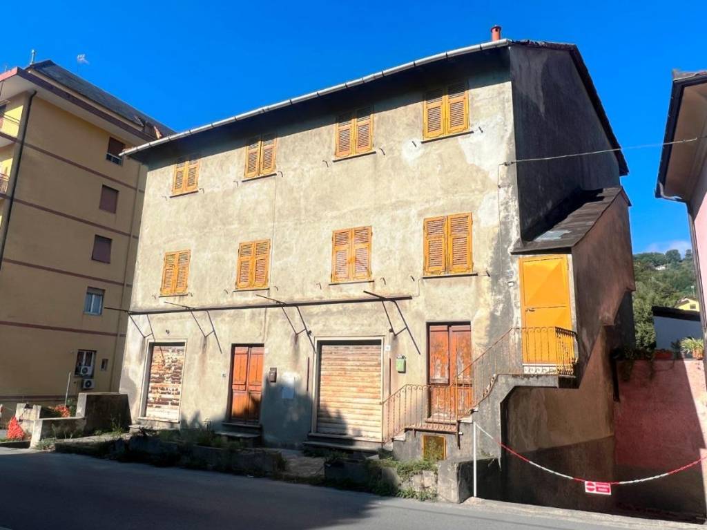 Villa Bifamiliare in vendita a Serra Riccò via f.lli Canepa, 120