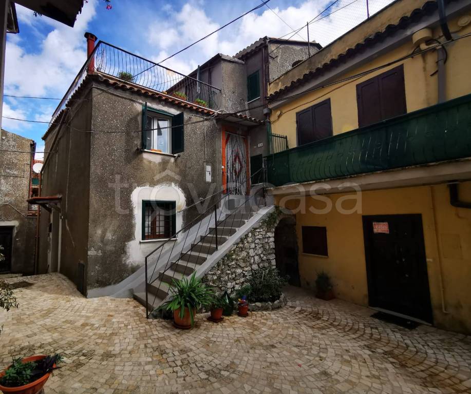 Appartamento in vendita a Rocca Massima via del Montano, 16