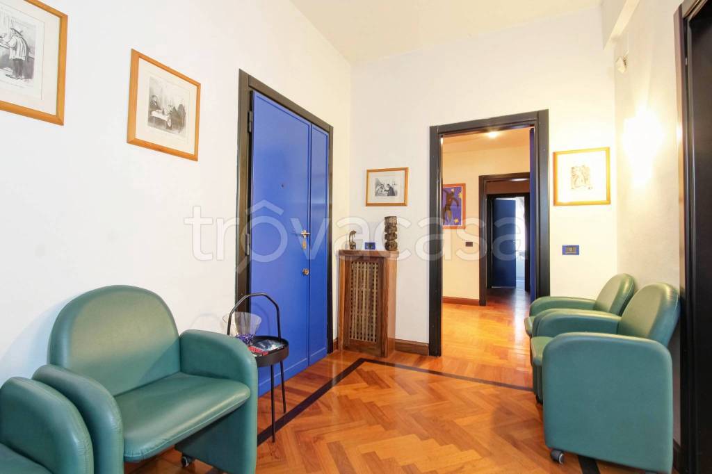 Appartamento in vendita a Roma via Trionfale, 5637