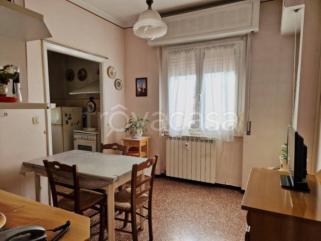 Appartamento in vendita a Busalla via Vittorio Veneto