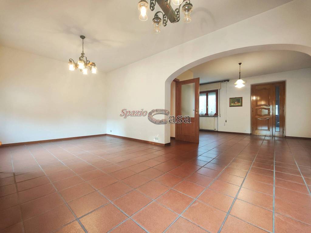 Villa a Schiera in vendita a Capannori via Liliano Paolinelli