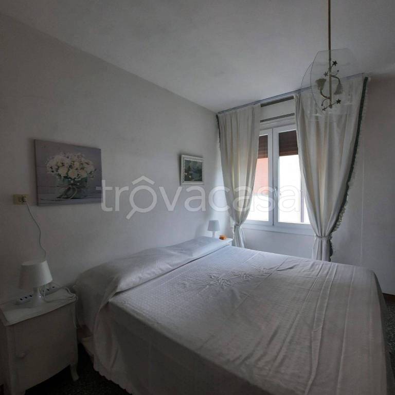 Appartamento in in affitto da privato a Esino Lario via Monte Fiori, 20